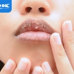 ویژگی های بالم لب مرطوب کننده خوب